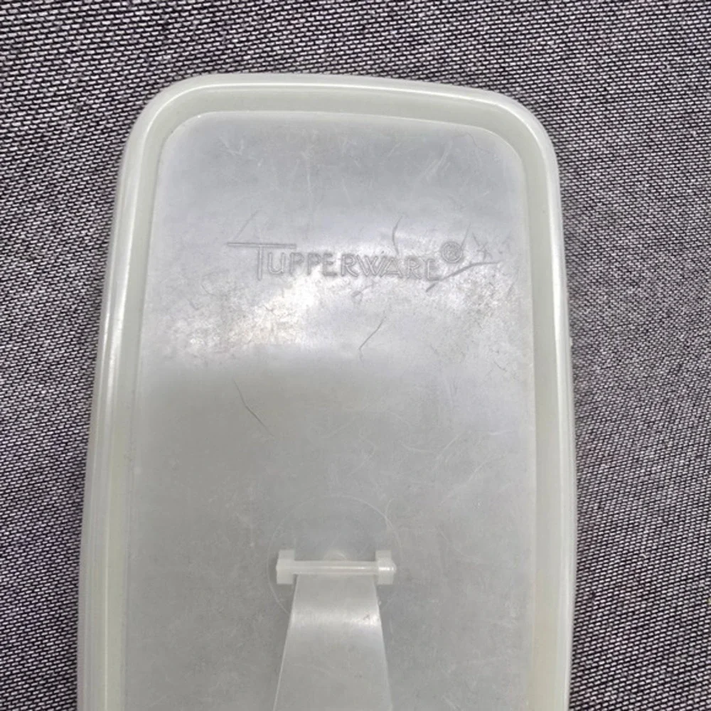 Vintage Tupperware Pour Spout Container Sheer White‎ 469-5 Lid 470-2 Made in USA